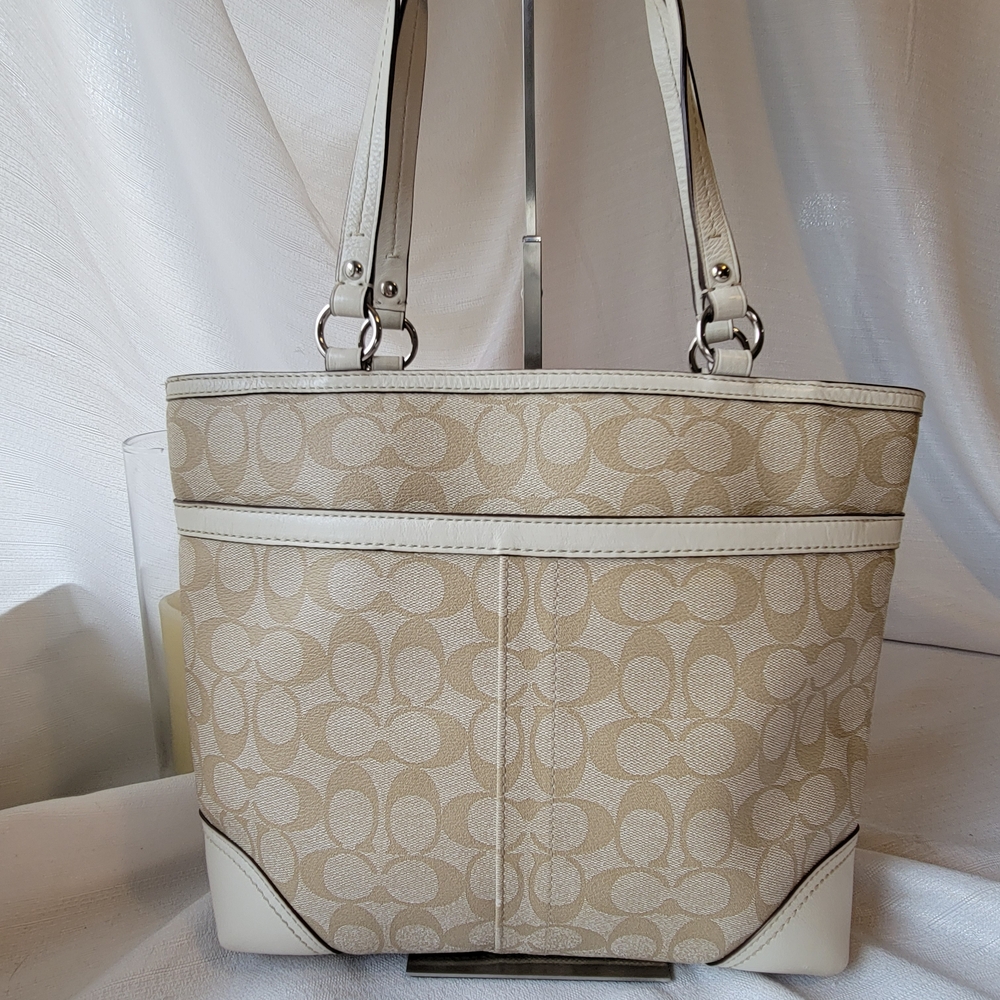 Coach Chelsea Heritage Tote with Matching Wristlet & Card Holder - Picture 7 of 15